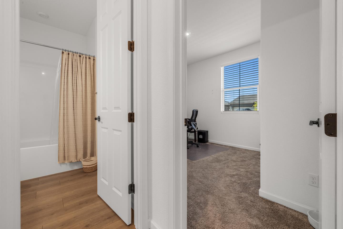 Detail Gallery Image 10 of 31 For 667 Pleasant Dr, Lathrop,  CA 95330 - 3 Beds | 2 Baths