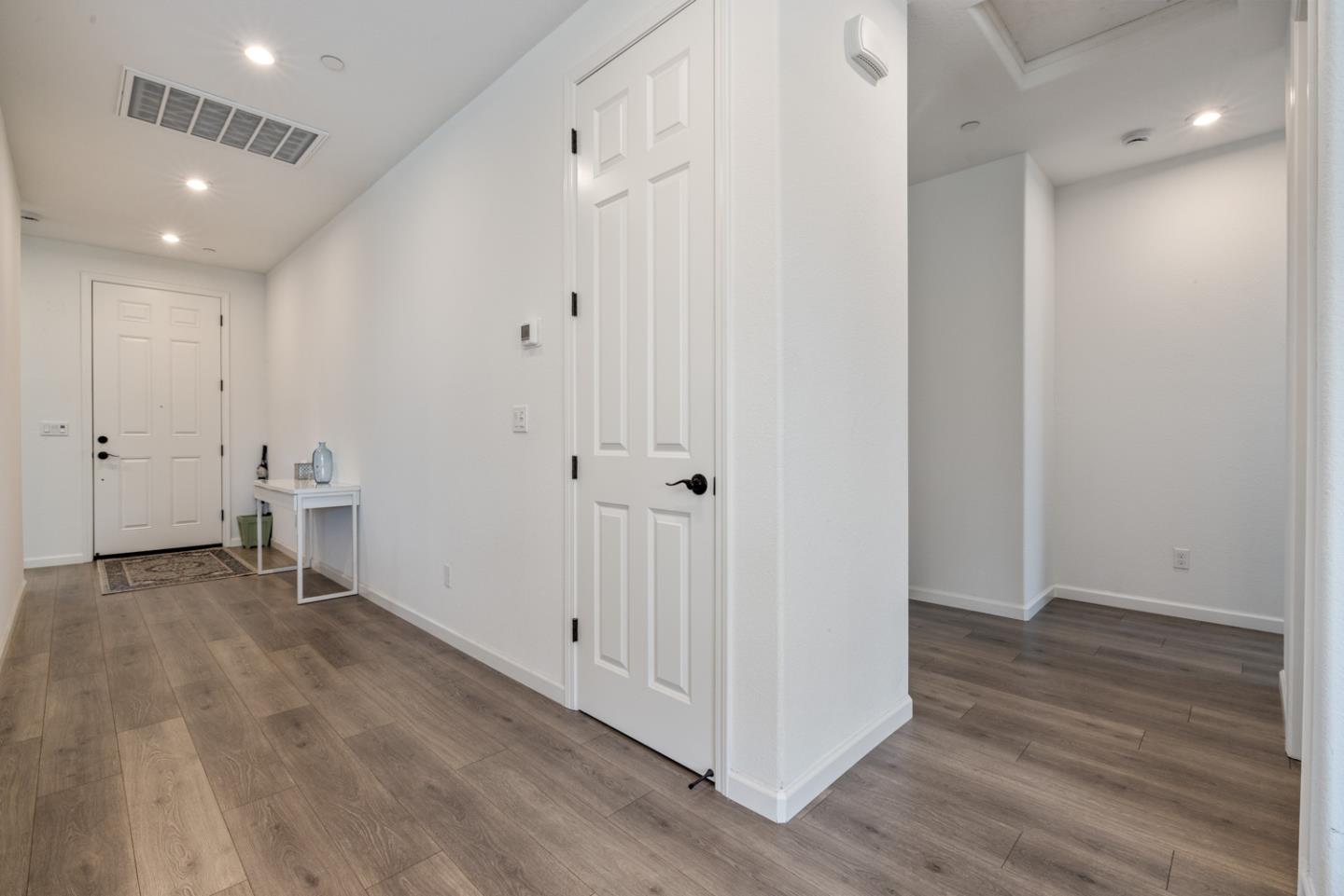 Detail Gallery Image 21 of 31 For 667 Pleasant Dr, Lathrop,  CA 95330 - 3 Beds | 2 Baths