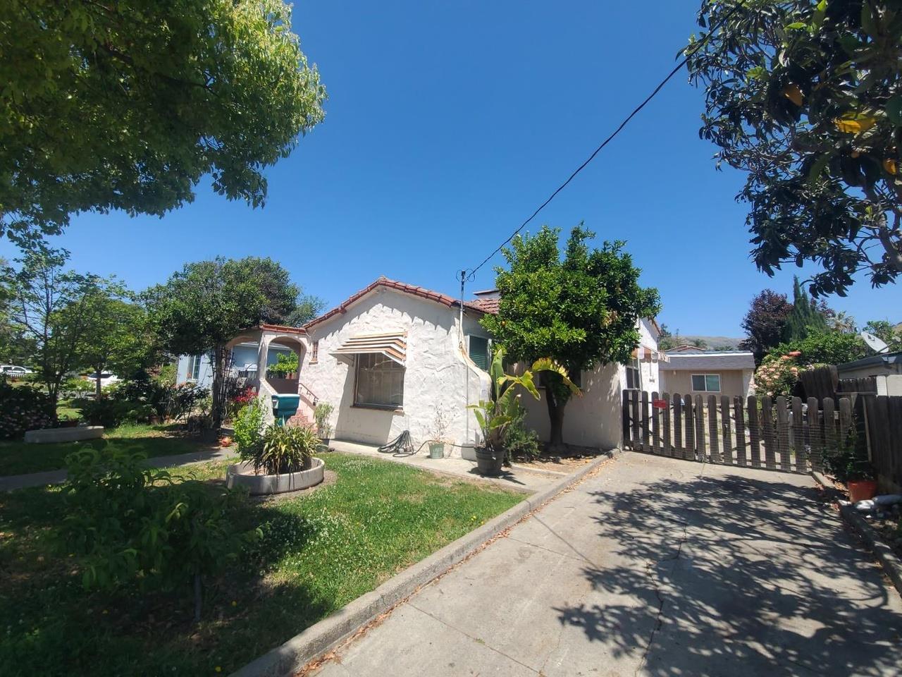 Thumbnail for 112 S Cragmont Ave, San Jose, CA 95127