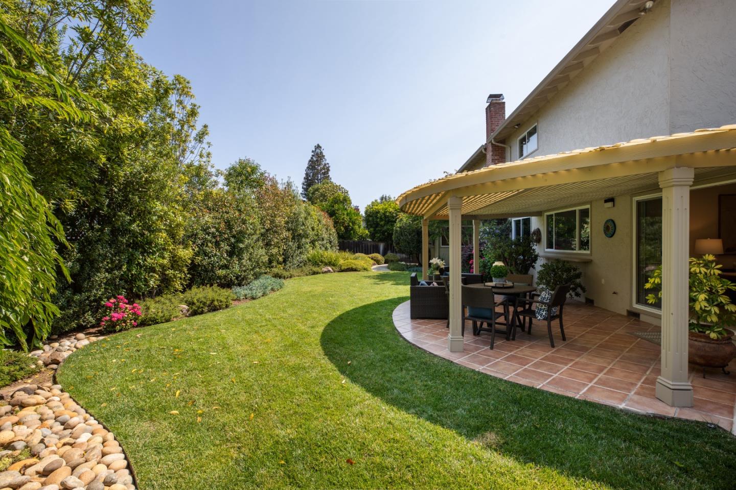 Detail Gallery Image 21 of 23 For 1061 Saint Joseph Ave, Los Altos,  CA 94024 - 5 Beds | 2/1 Baths