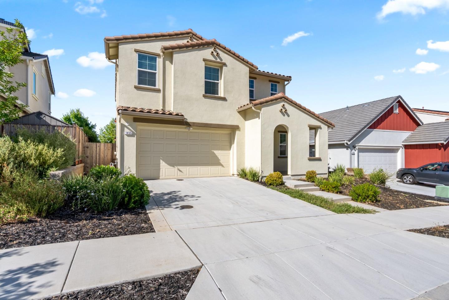 Detail Gallery Image 2 of 27 For 1455 Winzer Pl, Gilroy,  CA 95020 - 4 Beds | 2/1 Baths