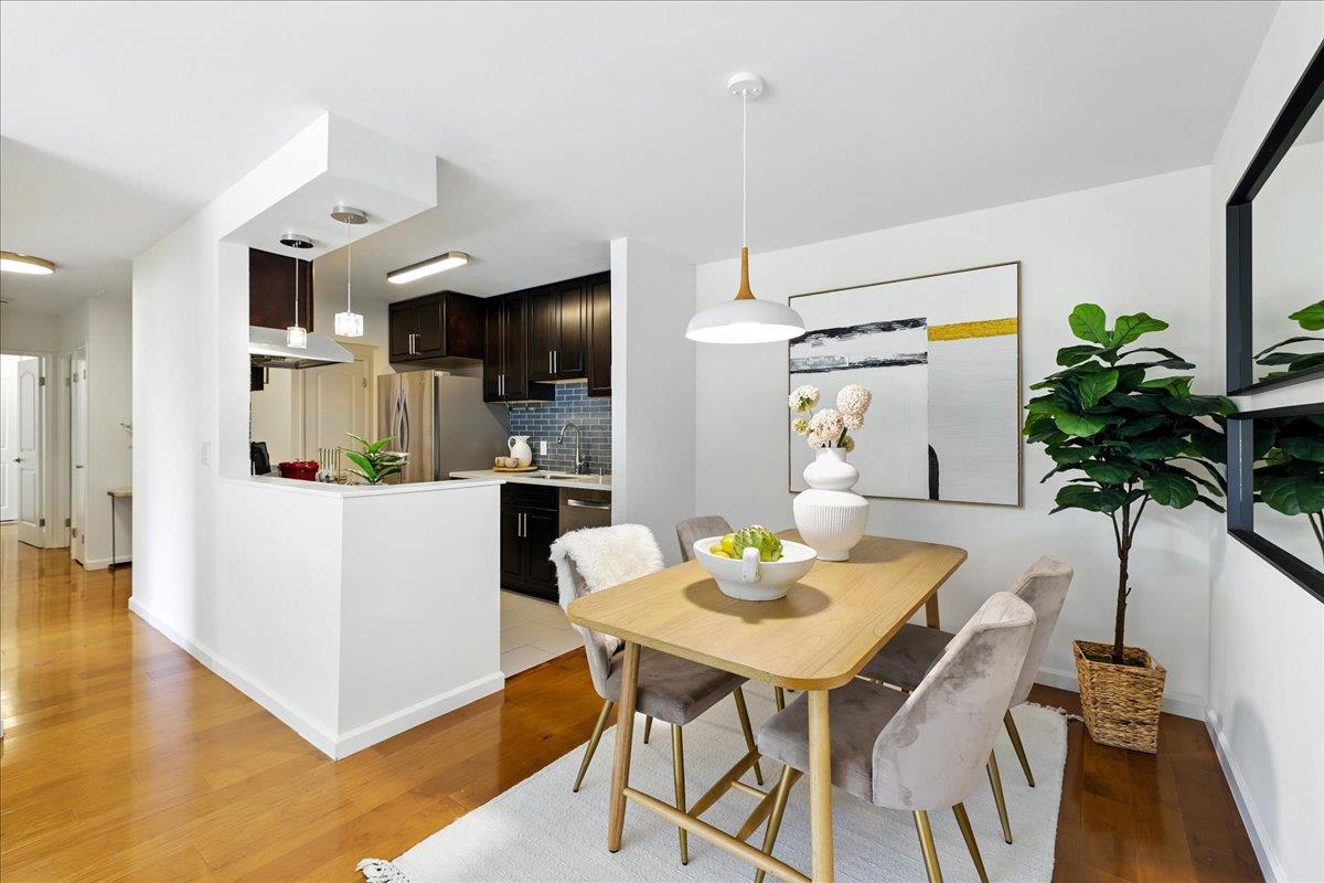 Detail Gallery Image 10 of 48 For 400 Davey Glen Rd #4525,  Belmont,  CA 94002 - 2 Beds | 2 Baths
