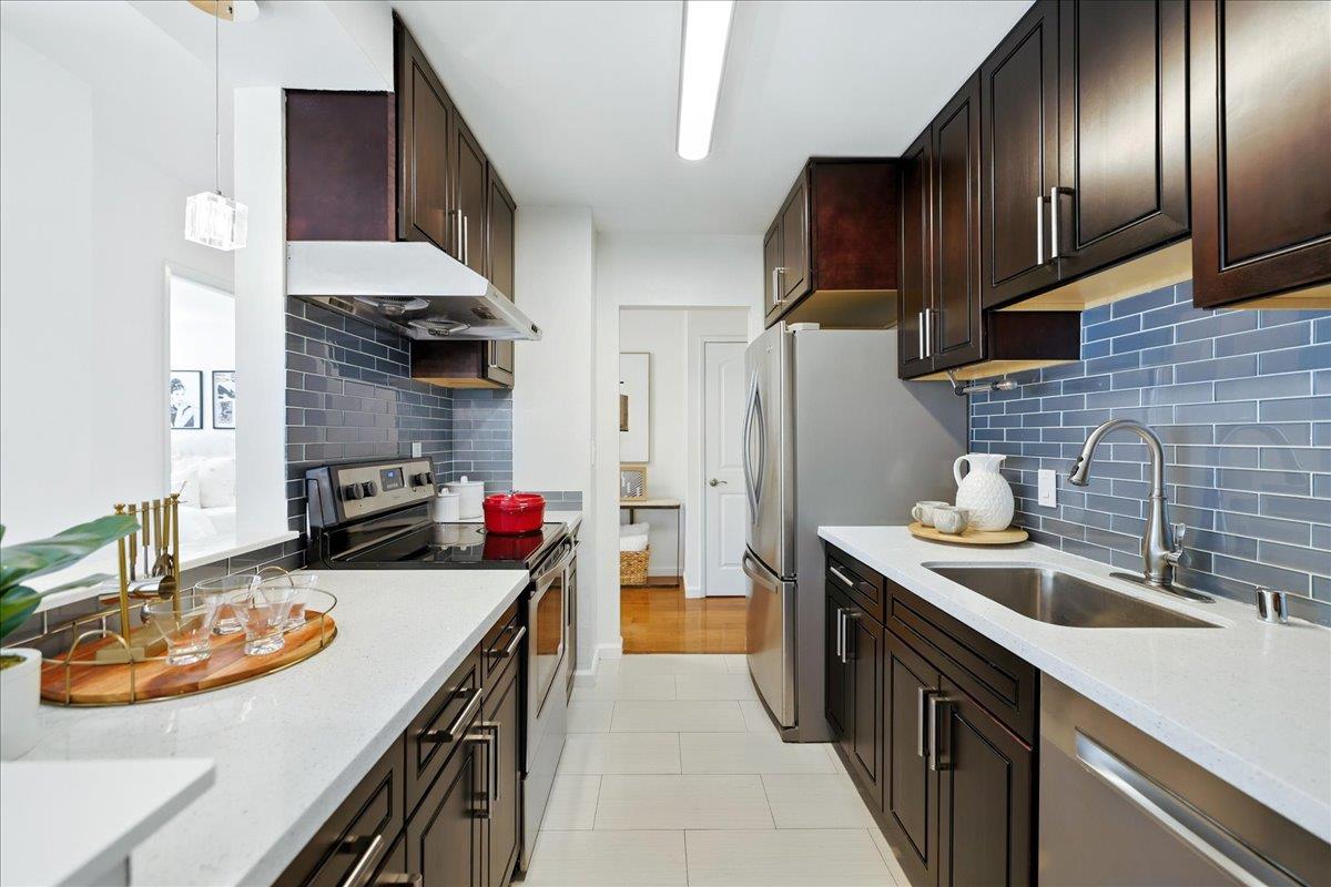 Detail Gallery Image 17 of 48 For 400 Davey Glen Rd #4525,  Belmont,  CA 94002 - 2 Beds | 2 Baths