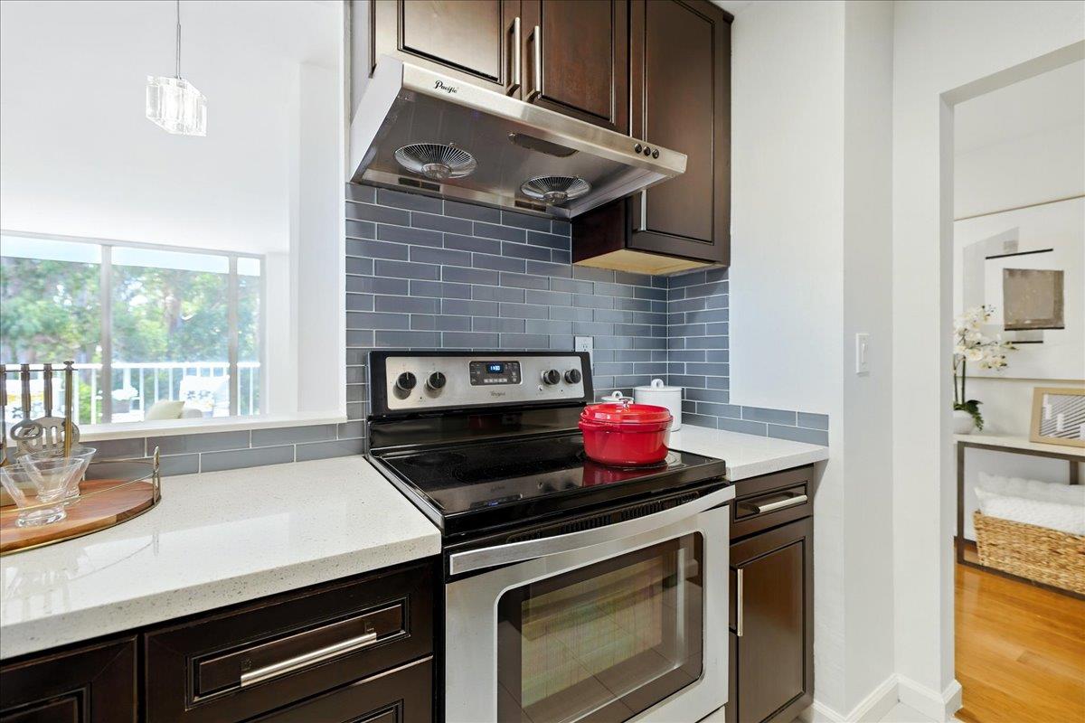 Detail Gallery Image 18 of 48 For 400 Davey Glen Rd #4525,  Belmont,  CA 94002 - 2 Beds | 2 Baths