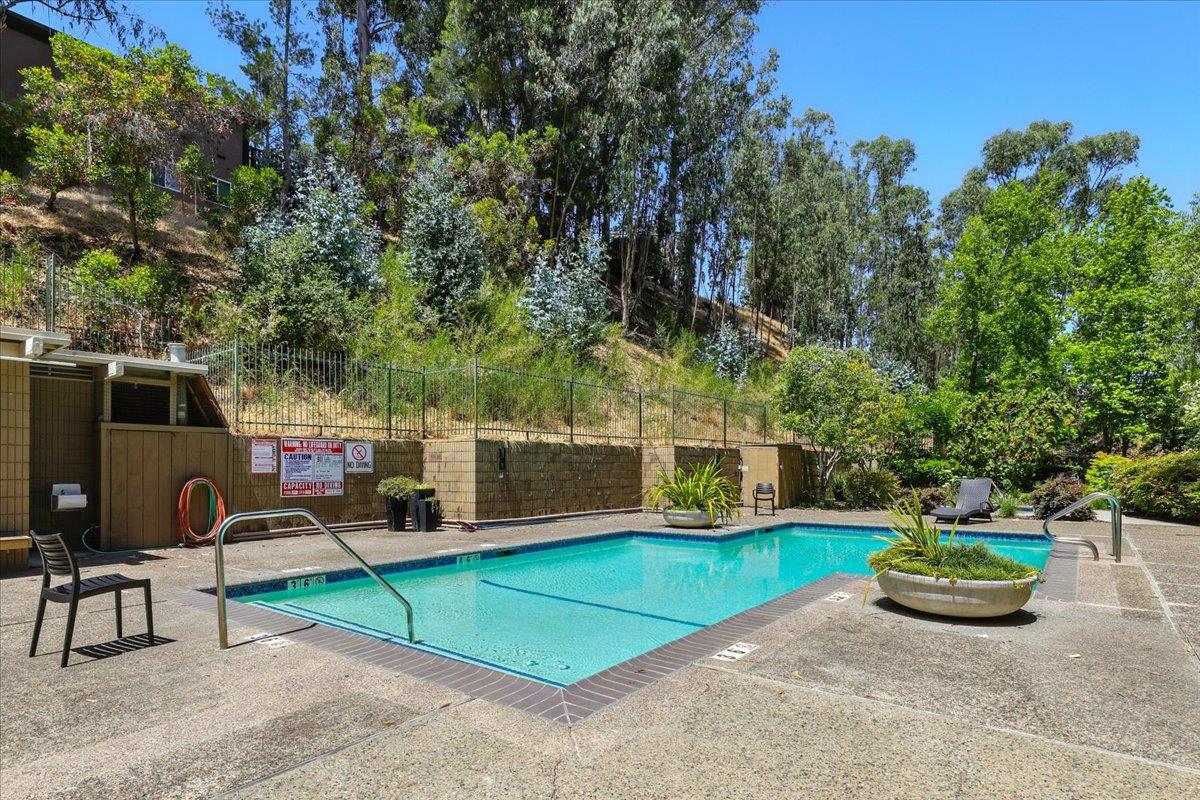 Detail Gallery Image 36 of 48 For 400 Davey Glen Rd #4525,  Belmont,  CA 94002 - 2 Beds | 2 Baths