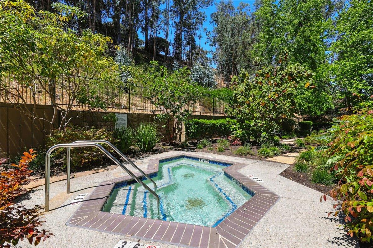 Detail Gallery Image 37 of 48 For 400 Davey Glen Rd #4525,  Belmont,  CA 94002 - 2 Beds | 2 Baths