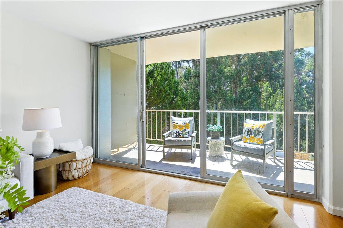 Detail Gallery Image 6 of 48 For 400 Davey Glen Rd #4525,  Belmont,  CA 94002 - 2 Beds | 2 Baths