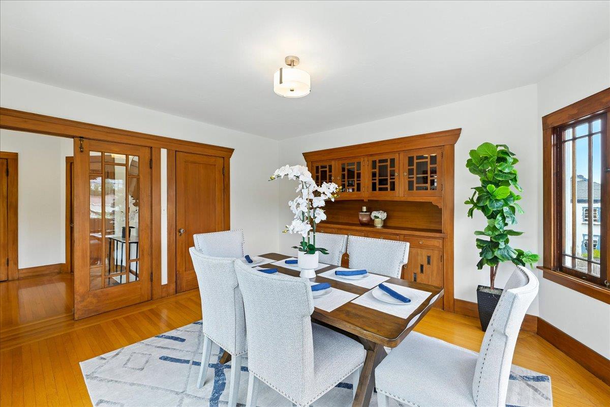 Detail Gallery Image 22 of 71 For 5555 Carlton St, Oakland,  CA 94618 - 4 Beds | 2 Baths