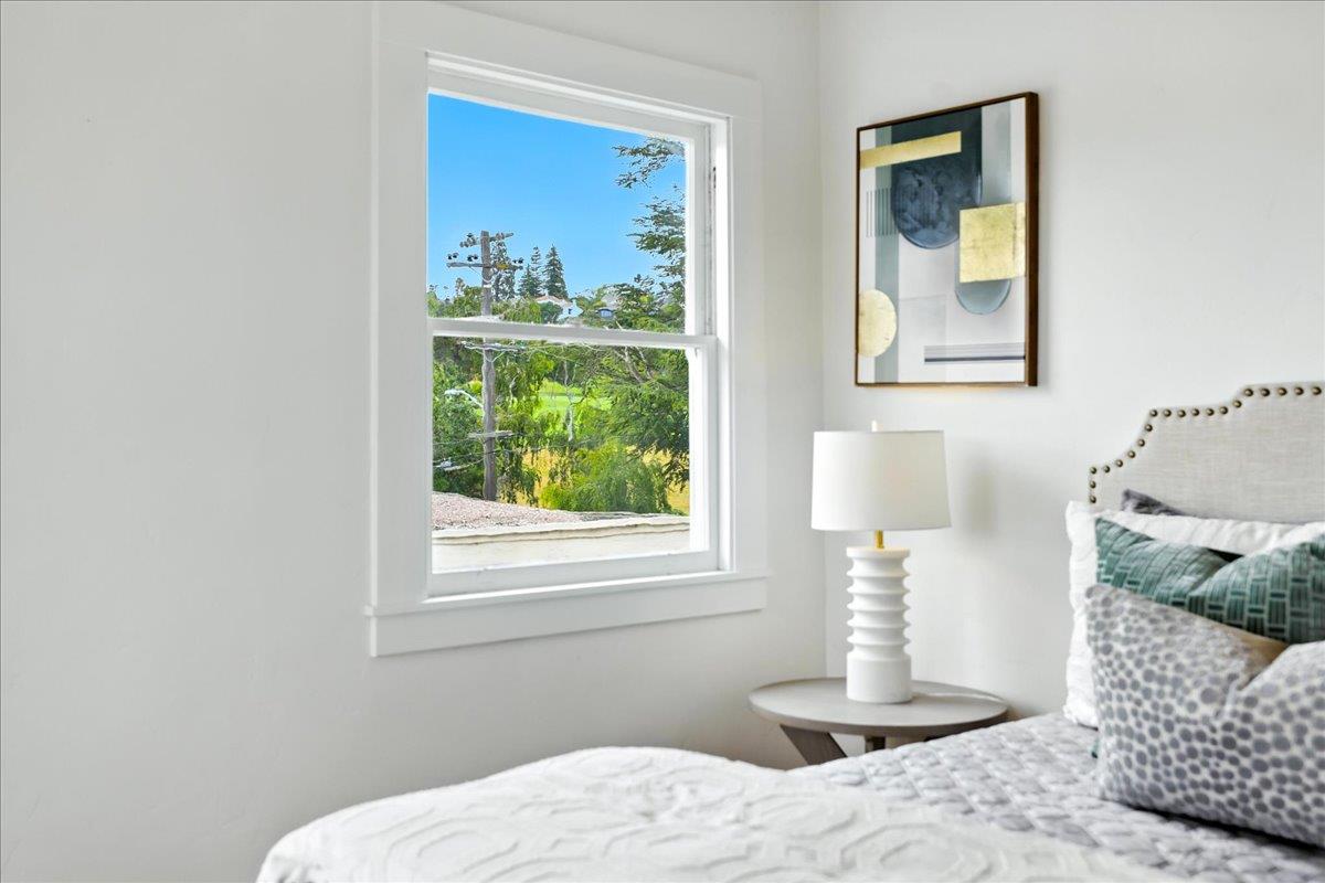 Detail Gallery Image 45 of 71 For 5555 Carlton St, Oakland,  CA 94618 - 4 Beds | 2 Baths