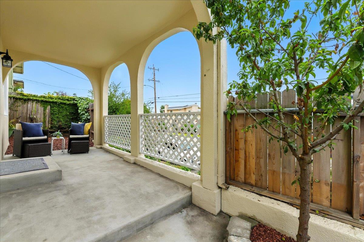 Detail Gallery Image 48 of 71 For 5555 Carlton St, Oakland,  CA 94618 - 4 Beds | 2 Baths