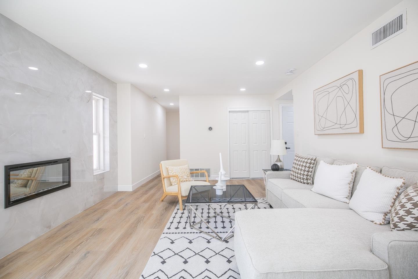 Detail Gallery Image 11 of 21 For 5033 Blacksand Rd, Fremont,  CA 94538 - 4 Beds | 2/1 Baths