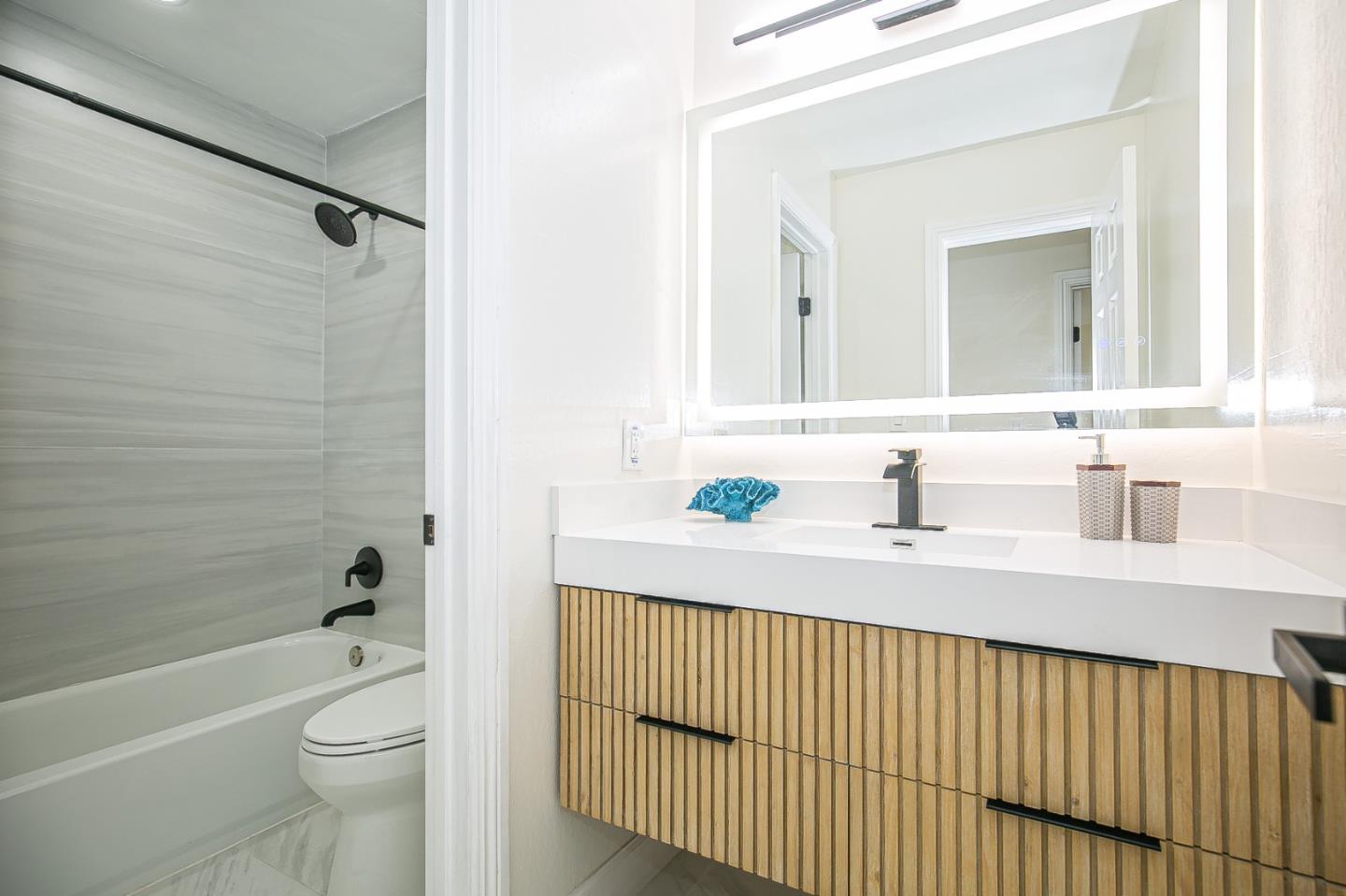 Detail Gallery Image 18 of 21 For 5033 Blacksand Rd, Fremont,  CA 94538 - 4 Beds | 2/1 Baths