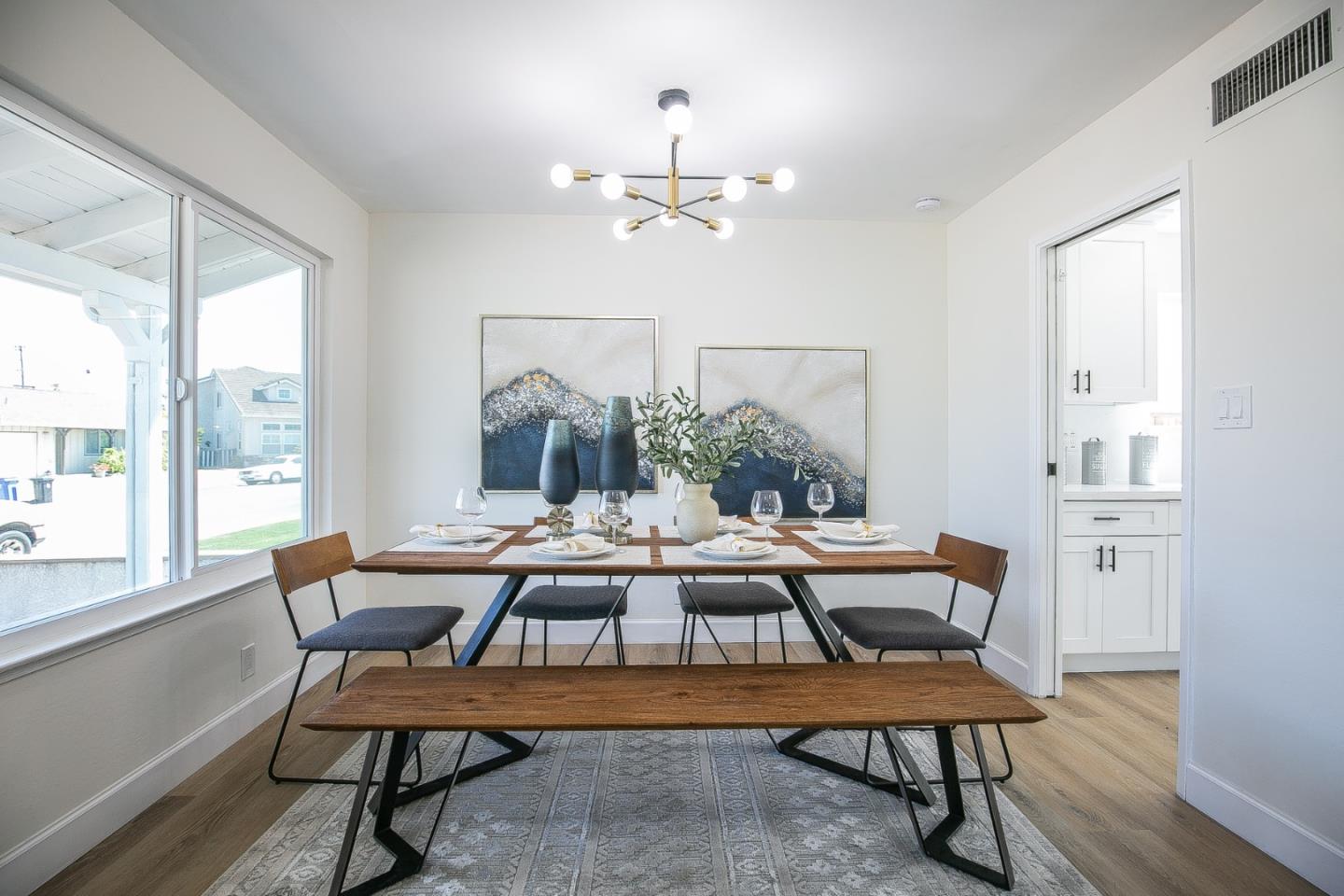Detail Gallery Image 5 of 21 For 5033 Blacksand Rd, Fremont,  CA 94538 - 4 Beds | 2/1 Baths