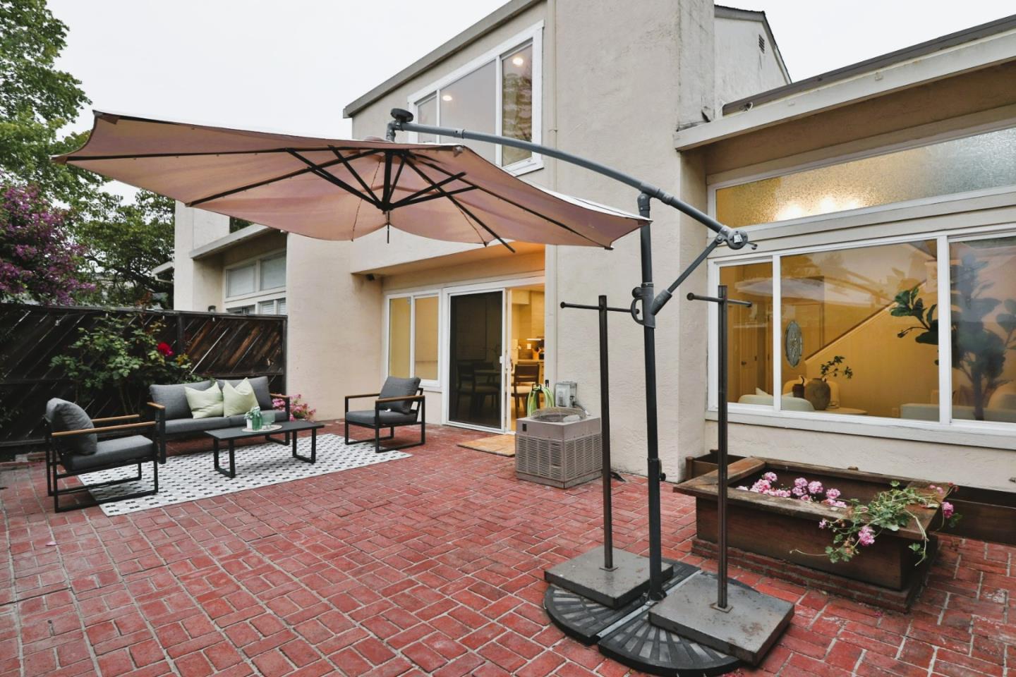 Detail Gallery Image 35 of 45 For 284 Rosewood Ct, Hayward,  CA 94544 - 2 Beds | 2/1 Baths