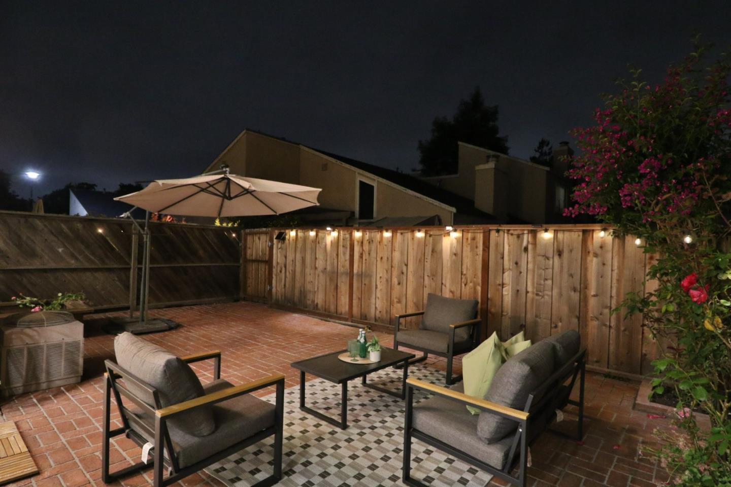 Detail Gallery Image 38 of 45 For 284 Rosewood Ct, Hayward,  CA 94544 - 2 Beds | 2/1 Baths
