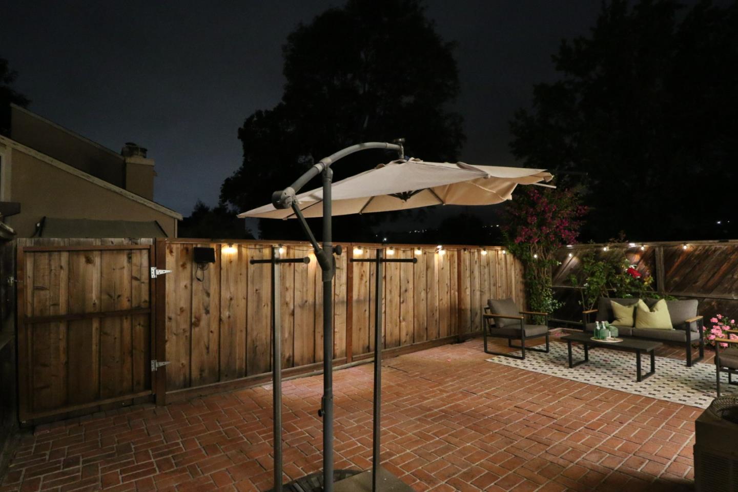 Detail Gallery Image 39 of 45 For 284 Rosewood Ct, Hayward,  CA 94544 - 2 Beds | 2/1 Baths
