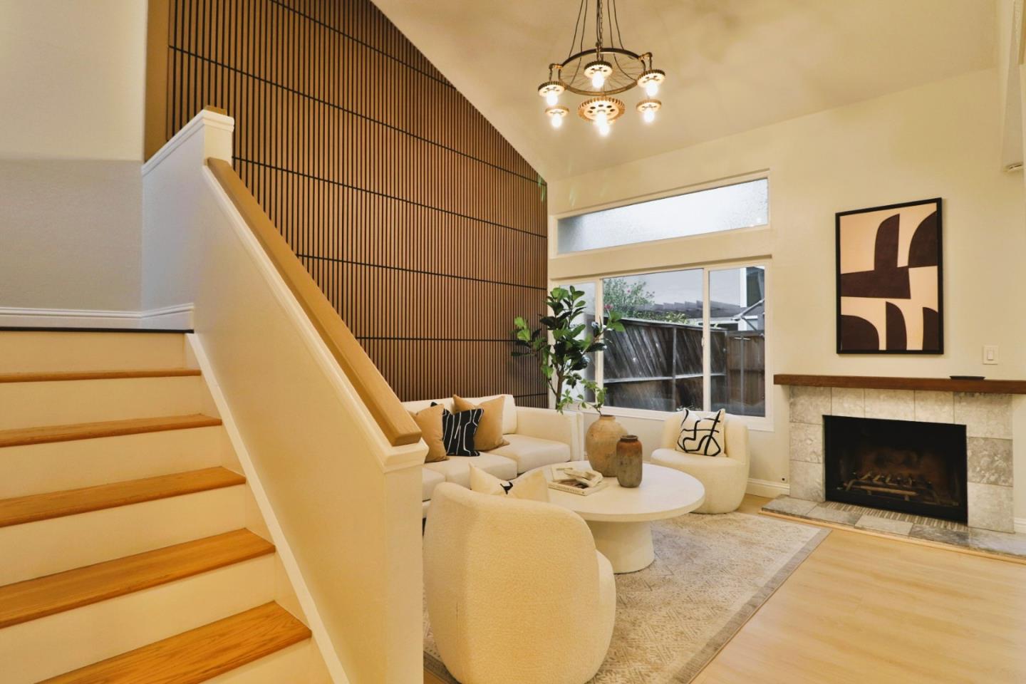 Detail Gallery Image 6 of 45 For 284 Rosewood Ct, Hayward,  CA 94544 - 2 Beds | 2/1 Baths