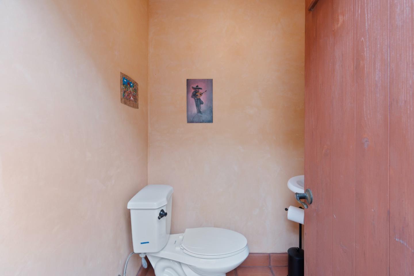 Detail Gallery Image 35 of 46 For 1325 Kimball Ave, Seaside,  CA 93955 - 4 Beds | 2/1 Baths