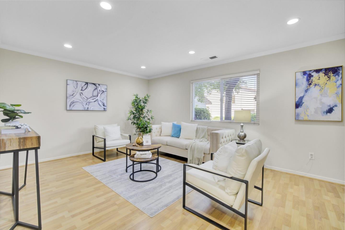 Detail Gallery Image 11 of 45 For 760 Saint Michael Cir, Pleasanton,  CA 94566 - 3 Beds | 2/1 Baths