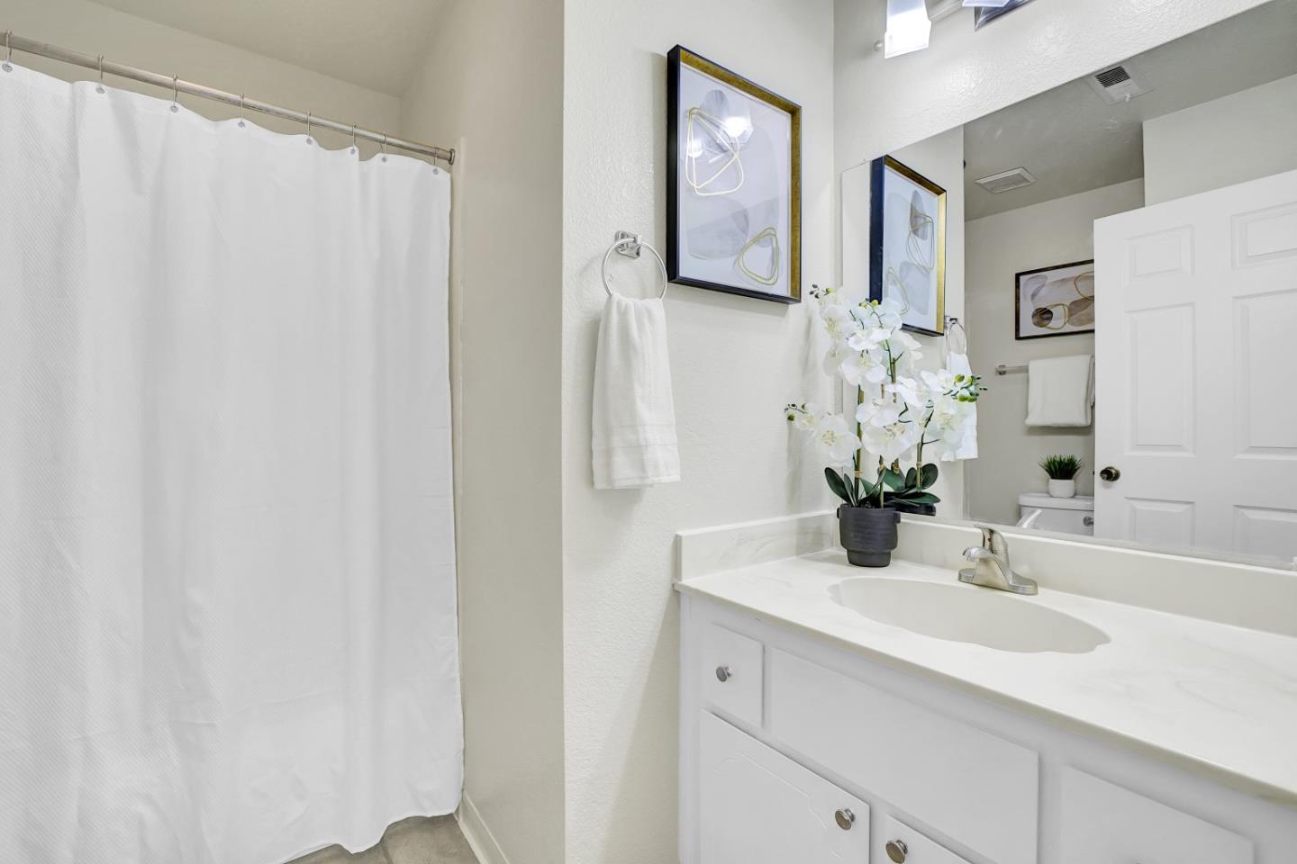 Detail Gallery Image 33 of 45 For 760 Saint Michael Cir, Pleasanton,  CA 94566 - 3 Beds | 2/1 Baths