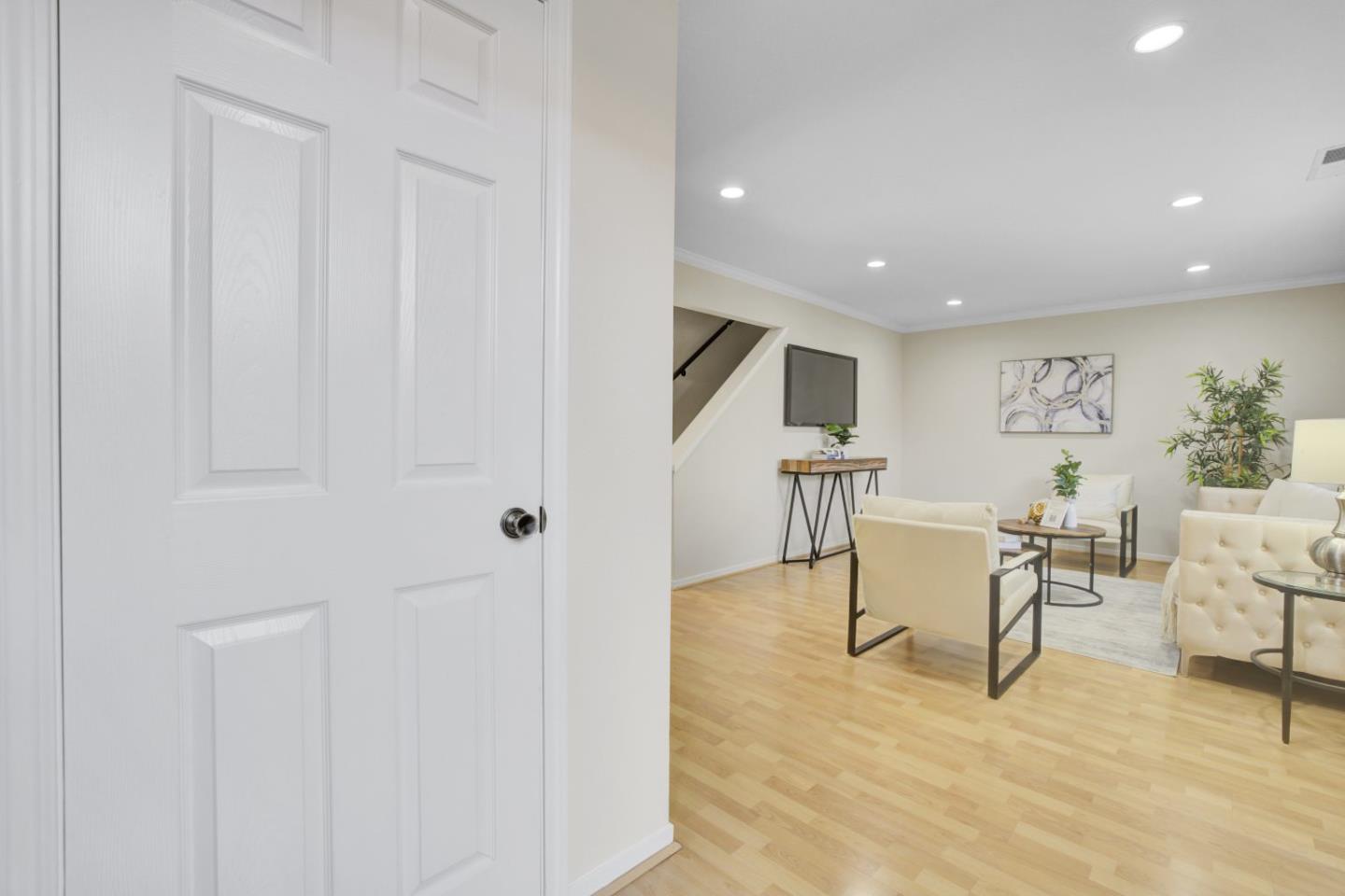 Detail Gallery Image 7 of 45 For 760 Saint Michael Cir, Pleasanton,  CA 94566 - 3 Beds | 2/1 Baths