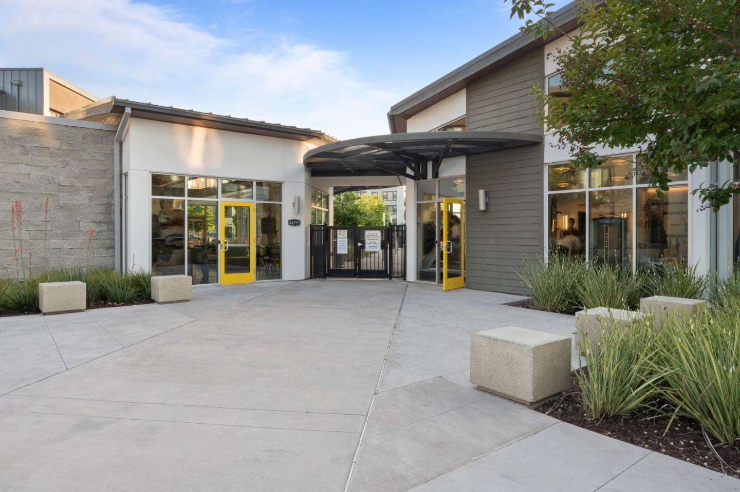 Detail Gallery Image 39 of 58 For 45139 Challenge Cmn #1001,  Fremont,  CA 94538 - 3 Beds | 3 Baths
