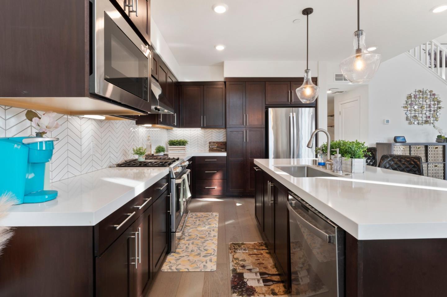 Detail Gallery Image 6 of 58 For 45139 Challenge Cmn #1001,  Fremont,  CA 94538 - 3 Beds | 3 Baths