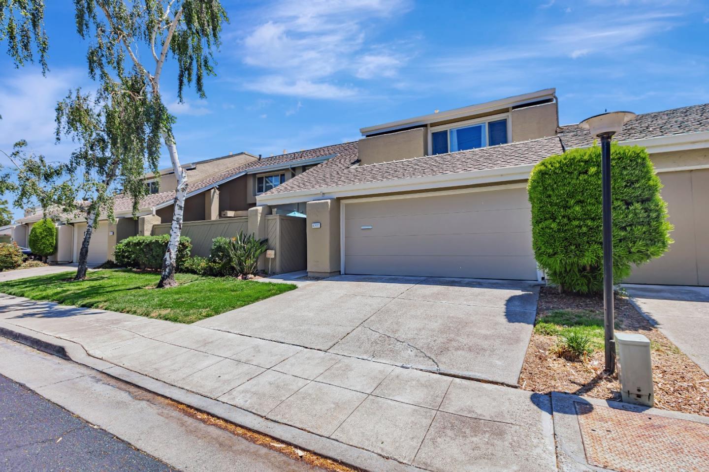 Detail Gallery Image 4 of 53 For 4337 Lake Santa Clara Dr, Santa Clara,  CA 95054 - 4 Beds | 2/1 Baths