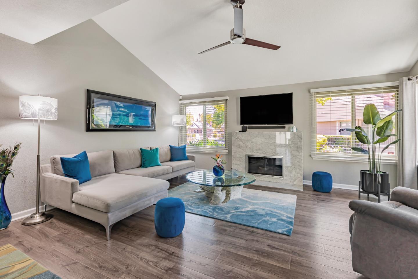 Detail Gallery Image 6 of 53 For 4337 Lake Santa Clara Dr, Santa Clara,  CA 95054 - 4 Beds | 2/1 Baths