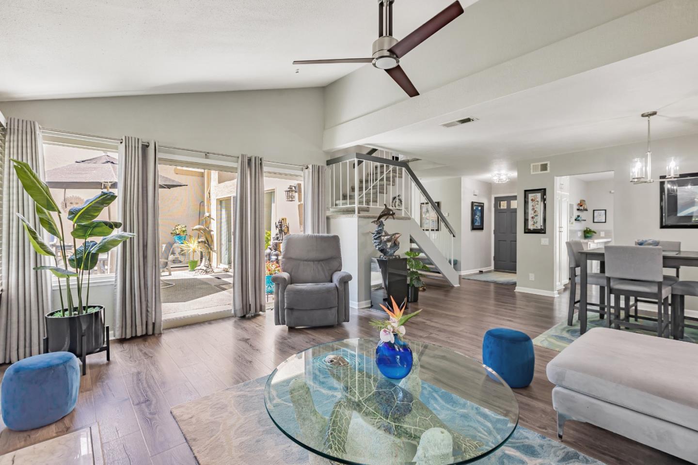 Detail Gallery Image 8 of 53 For 4337 Lake Santa Clara Dr, Santa Clara,  CA 95054 - 4 Beds | 2/1 Baths