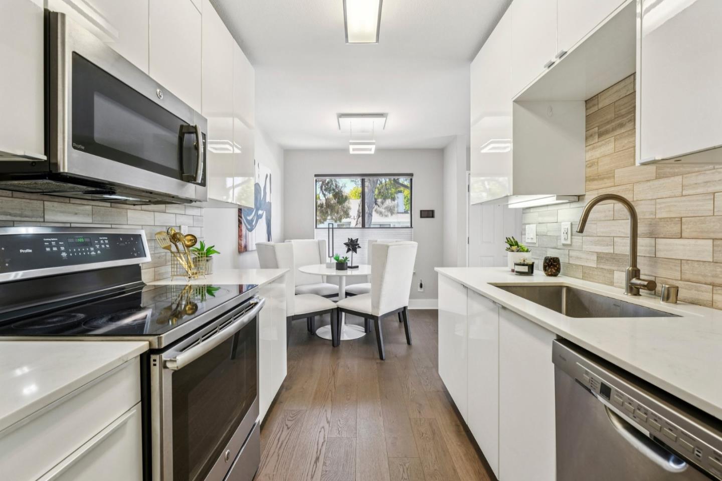 Detail Gallery Image 21 of 52 For 100 Schooner Ct, Richmond,  CA 94804 - 1 Beds | 1 Baths