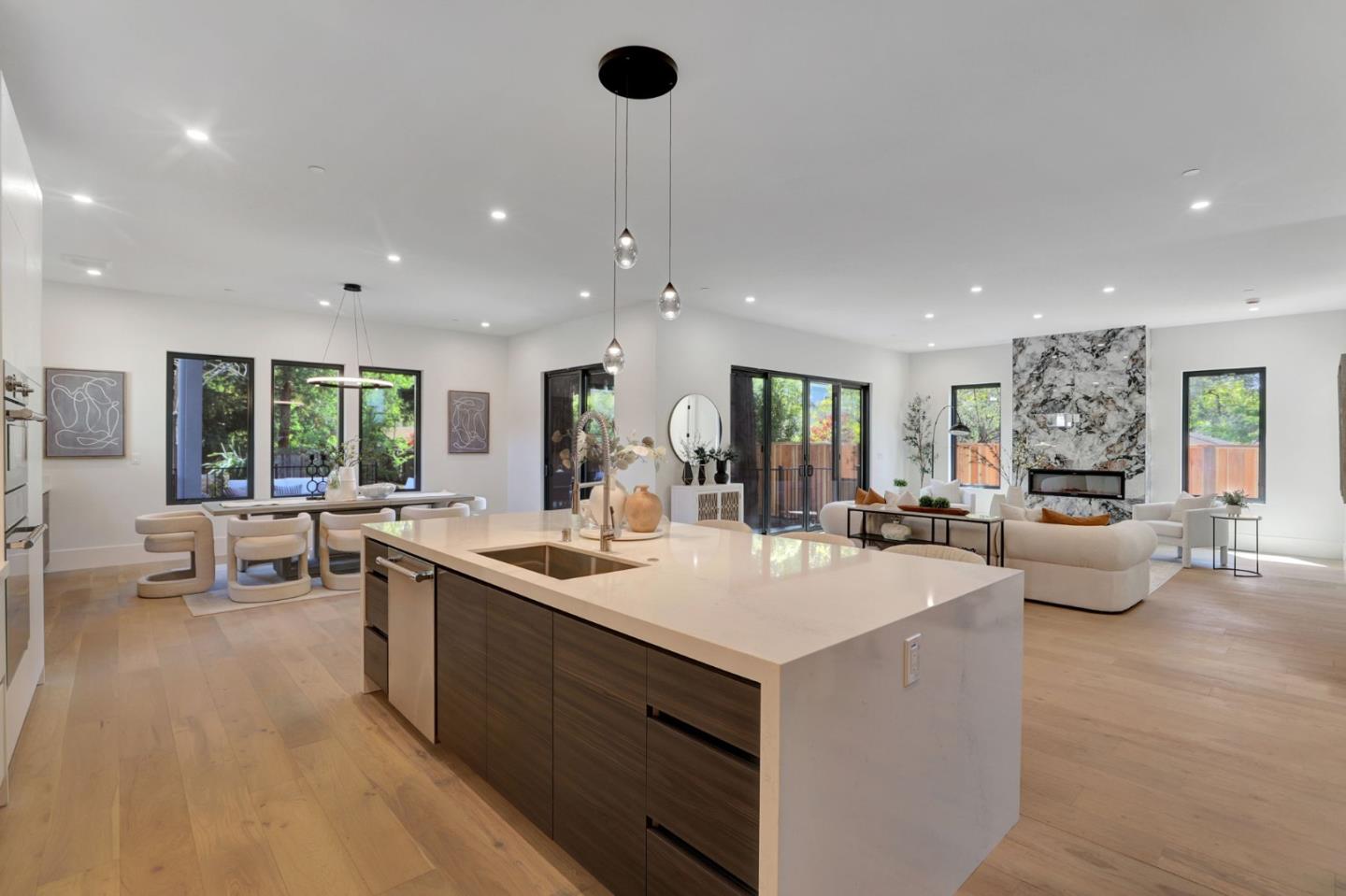 Detail Gallery Image 19 of 74 For 546 9th Ave, Menlo Park,  CA 94025 - 4 Beds | 4/1 Baths