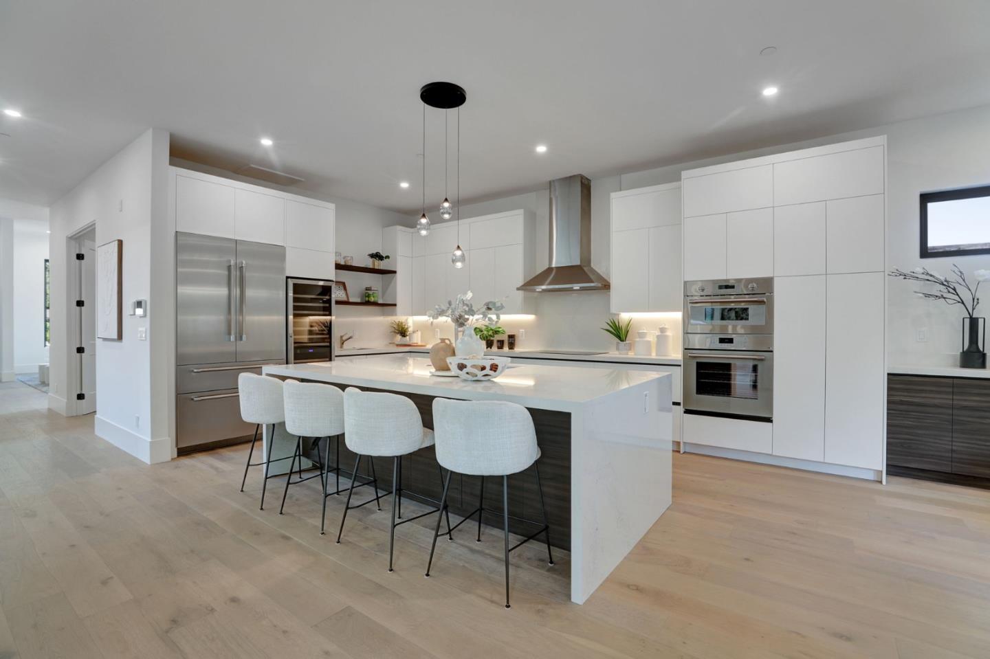 Detail Gallery Image 23 of 74 For 546 9th Ave, Menlo Park,  CA 94025 - 4 Beds | 4/1 Baths