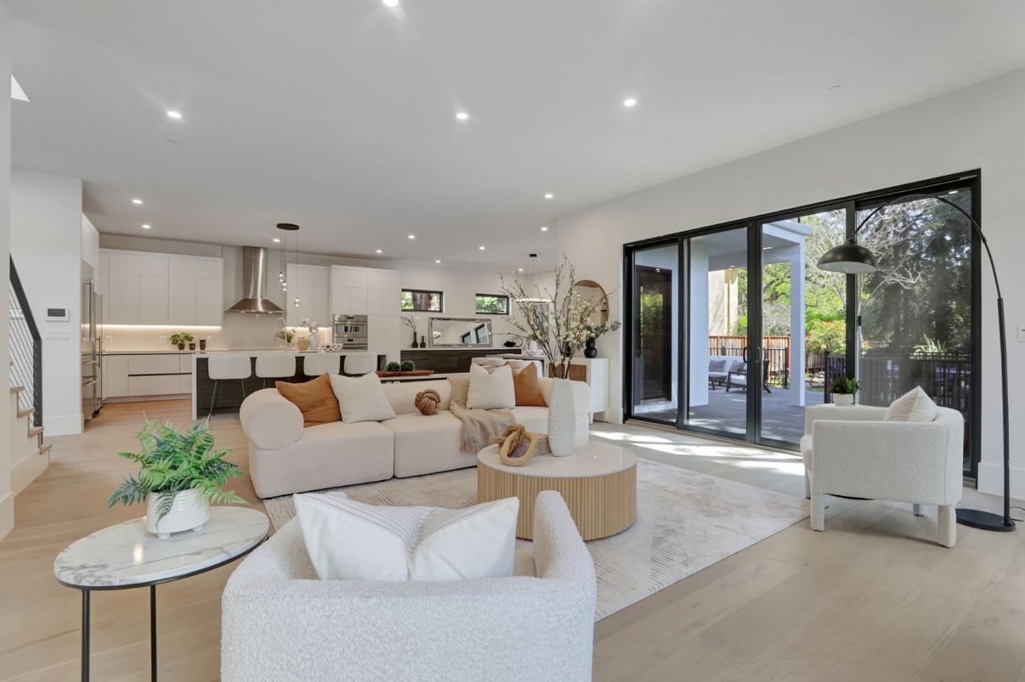 Detail Gallery Image 26 of 74 For 546 9th Ave, Menlo Park,  CA 94025 - 4 Beds | 4/1 Baths
