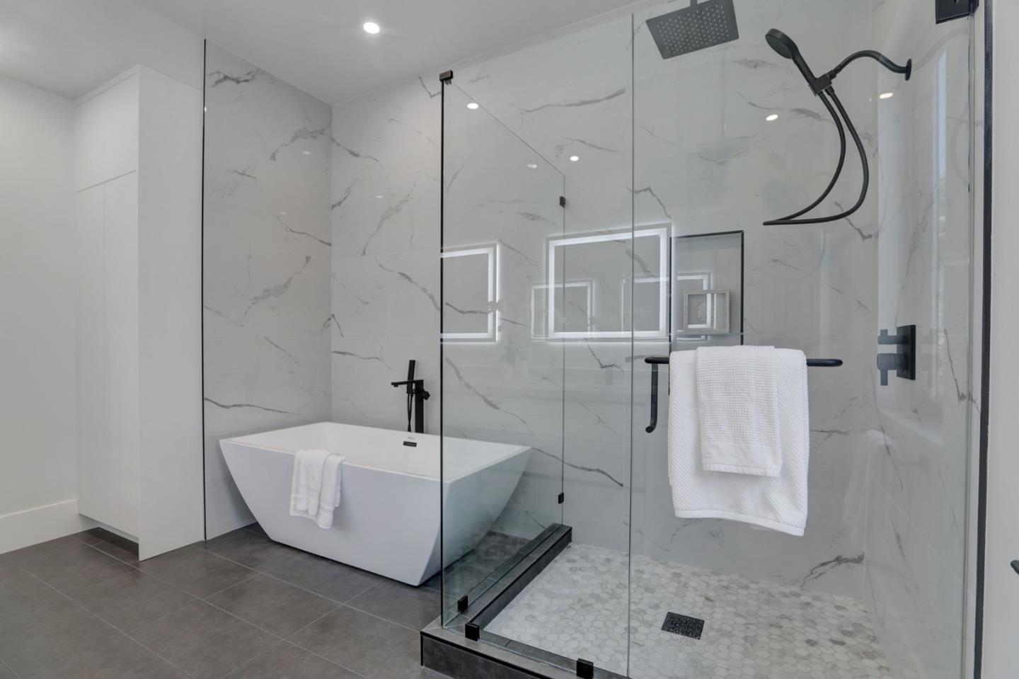 Detail Gallery Image 36 of 74 For 546 9th Ave, Menlo Park,  CA 94025 - 4 Beds | 4/1 Baths