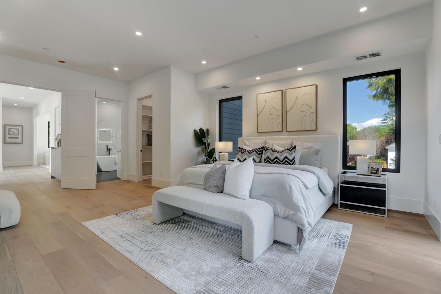 Detail Gallery Image 45 of 74 For 546 9th Ave, Menlo Park,  CA 94025 - 4 Beds | 4/1 Baths
