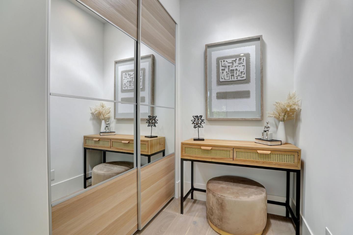 Detail Gallery Image 52 of 74 For 546 9th Ave, Menlo Park,  CA 94025 - 4 Beds | 4/1 Baths
