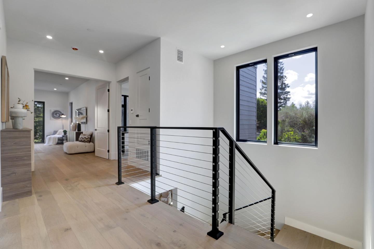Detail Gallery Image 58 of 74 For 546 9th Ave, Menlo Park,  CA 94025 - 4 Beds | 4/1 Baths