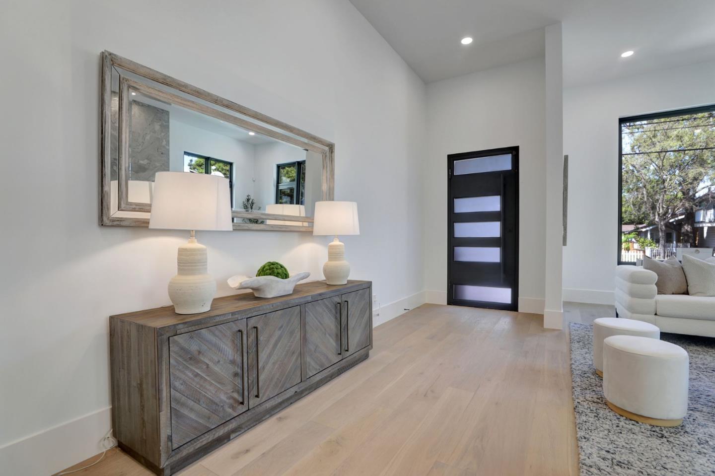 Detail Gallery Image 6 of 74 For 546 9th Ave, Menlo Park,  CA 94025 - 4 Beds | 4/1 Baths