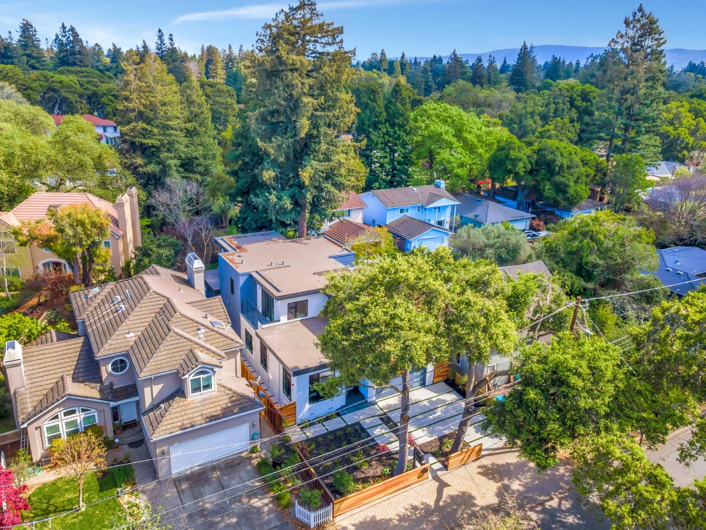Detail Gallery Image 73 of 74 For 546 9th Ave, Menlo Park,  CA 94025 - 4 Beds | 4/1 Baths