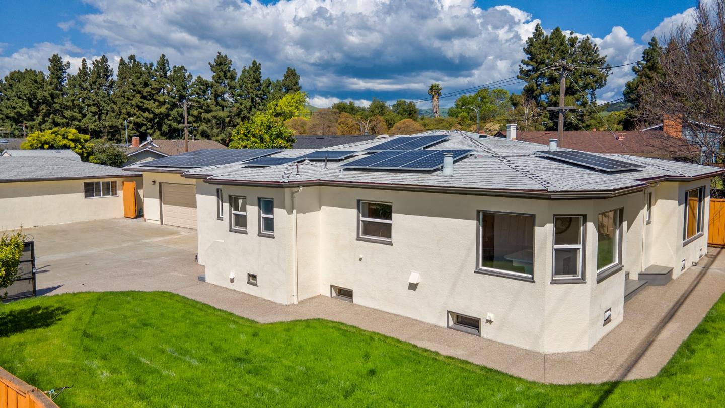 Detail Gallery Image 2 of 60 For 1819 Peralta Blvd, Fremont,  CA 94536 - 3 Beds | 3 Baths