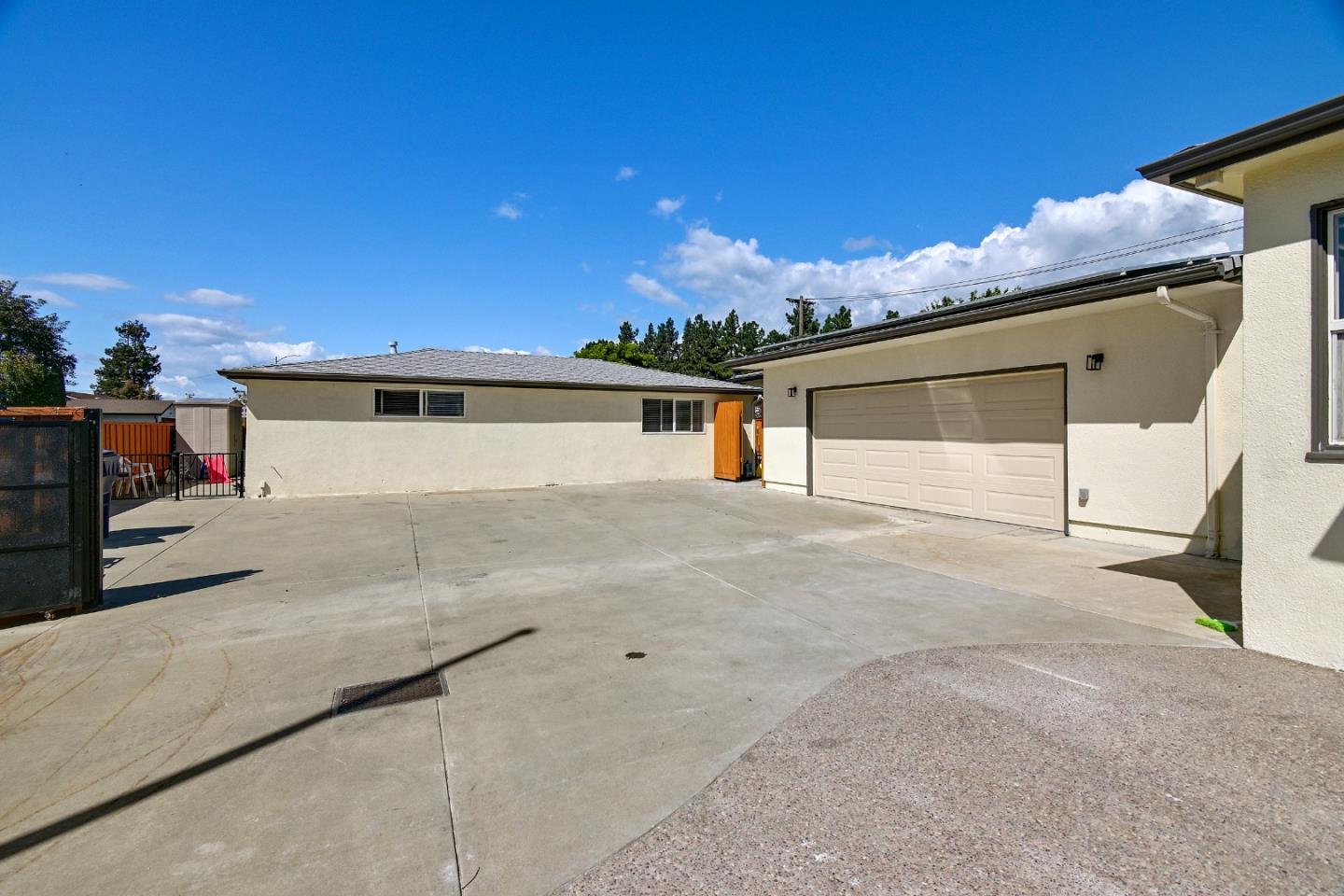 Detail Gallery Image 4 of 60 For 1819 Peralta Blvd, Fremont,  CA 94536 - 3 Beds | 3 Baths