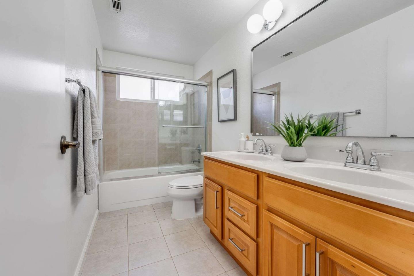 Detail Gallery Image 21 of 38 For 800 Los Positos Dr, Milpitas,  CA 95035 - 4 Beds | 3 Baths
