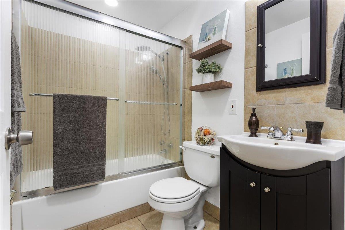 Detail Gallery Image 12 of 23 For 2072 Orlando Dr, San Jose,  CA 95122 - 3 Beds | 2 Baths