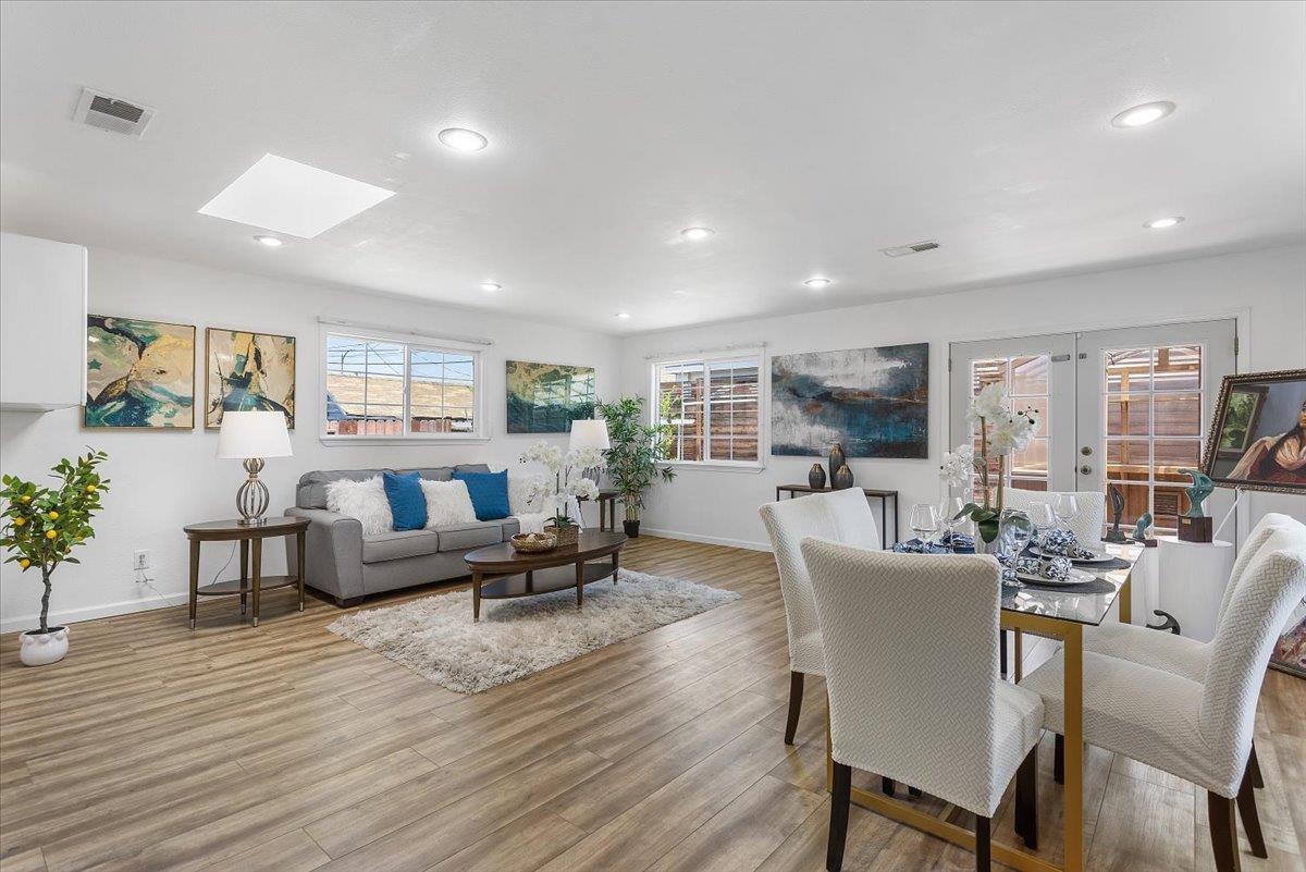 Detail Gallery Image 8 of 23 For 2072 Orlando Dr, San Jose,  CA 95122 - 3 Beds | 2 Baths