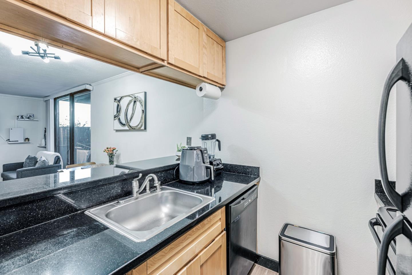 Detail Gallery Image 10 of 27 For 3154 Shelter Creek Ln, San Bruno,  CA 94066 - 0 Beds | 1 Baths