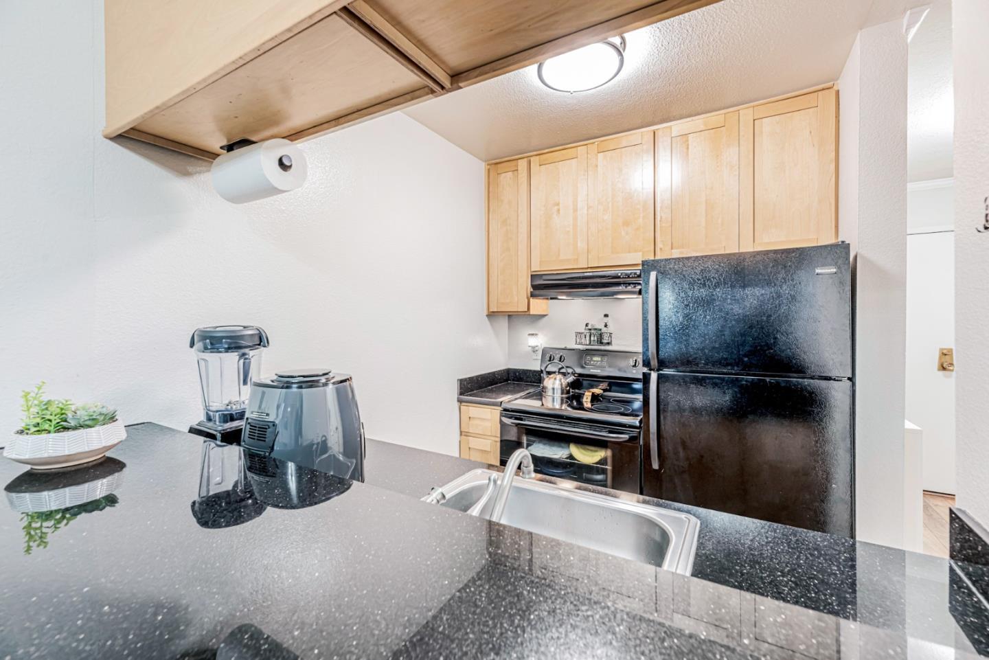 Detail Gallery Image 12 of 27 For 3154 Shelter Creek Ln, San Bruno,  CA 94066 - 0 Beds | 1 Baths