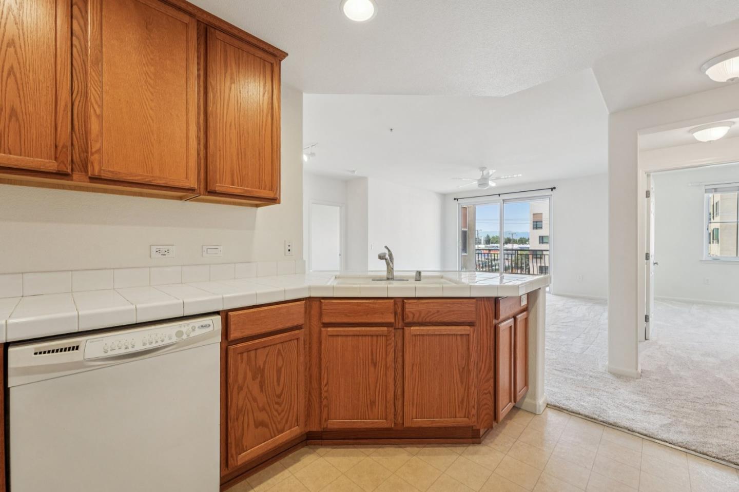 Detail Gallery Image 10 of 45 For 809 Auzerais Ave #329,  San Jose,  CA 95126 - 2 Beds | 2 Baths