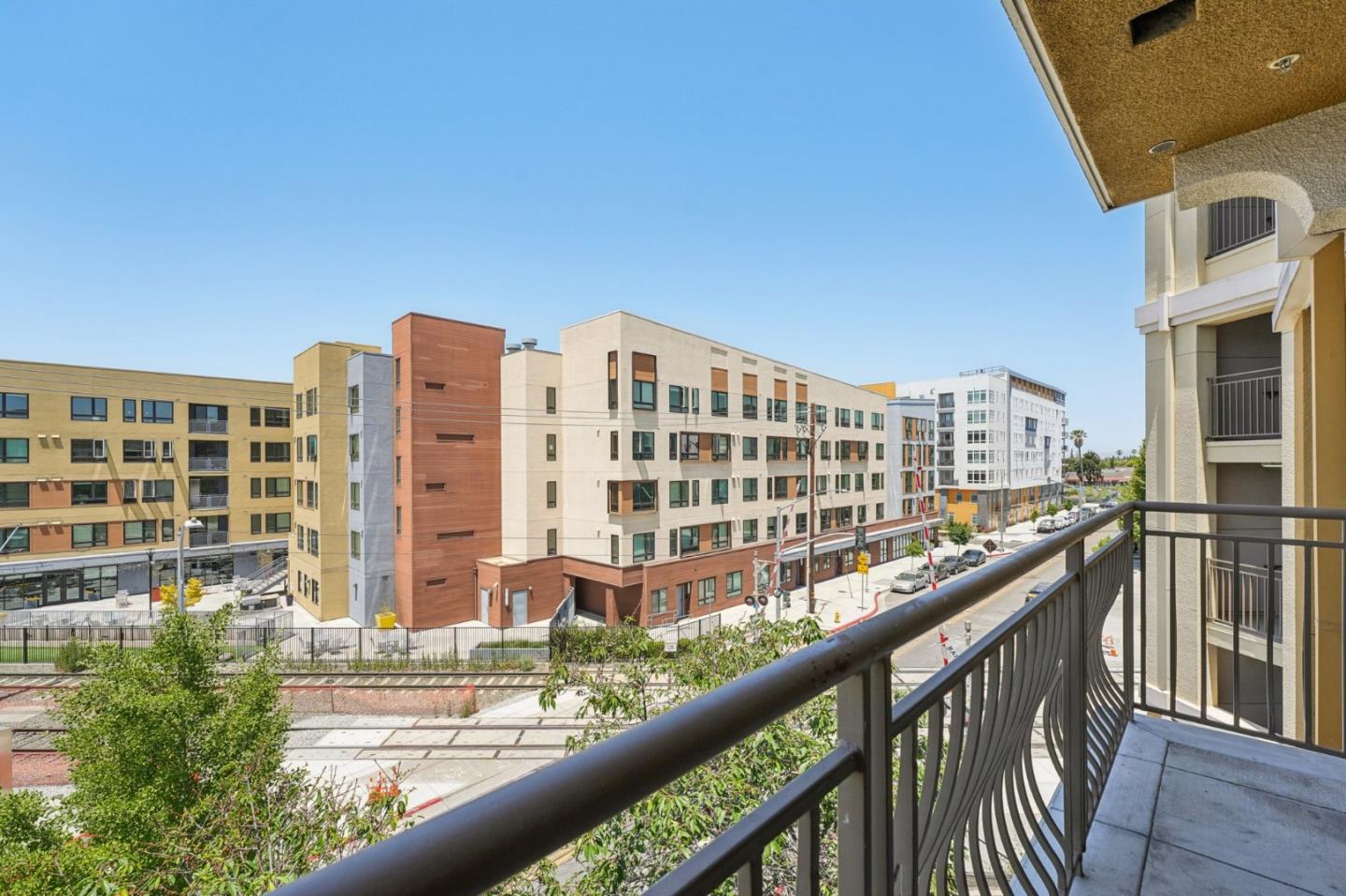 Detail Gallery Image 27 of 45 For 809 Auzerais Ave #329,  San Jose,  CA 95126 - 2 Beds | 2 Baths