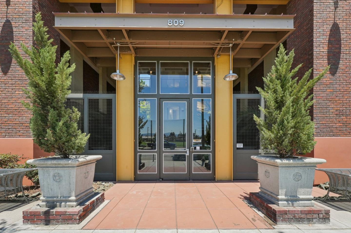 Detail Gallery Image 3 of 45 For 809 Auzerais Ave #329,  San Jose,  CA 95126 - 2 Beds | 2 Baths
